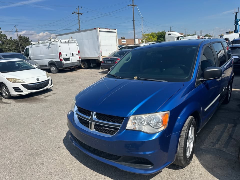 2011 Dodge Grand Caravan Express – Certified